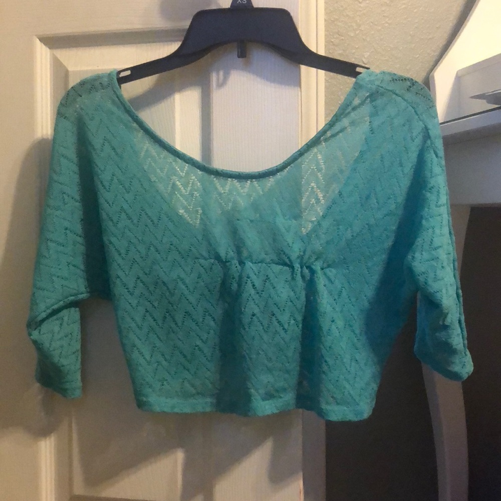 Crop top